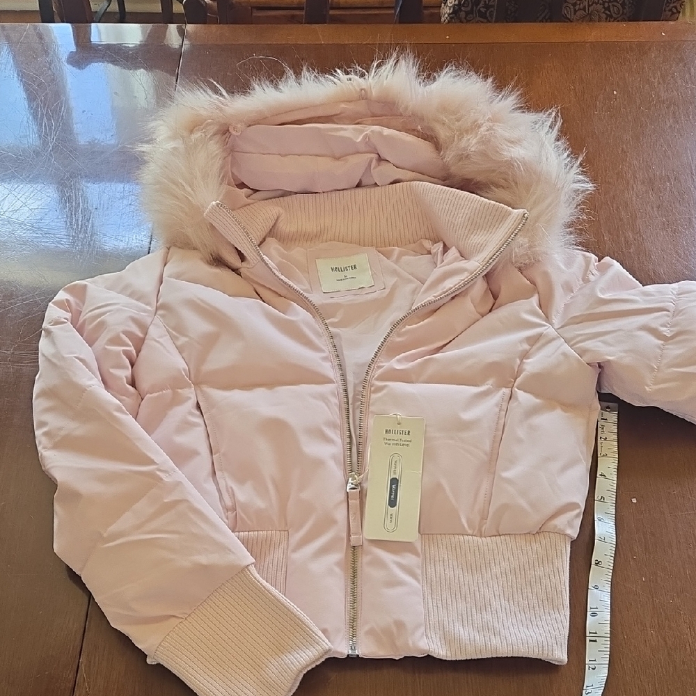 Hollister Pale Pink Fur-Trimmed Puffer Jacket